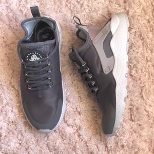 New Nike Air Huarache Sneakers
